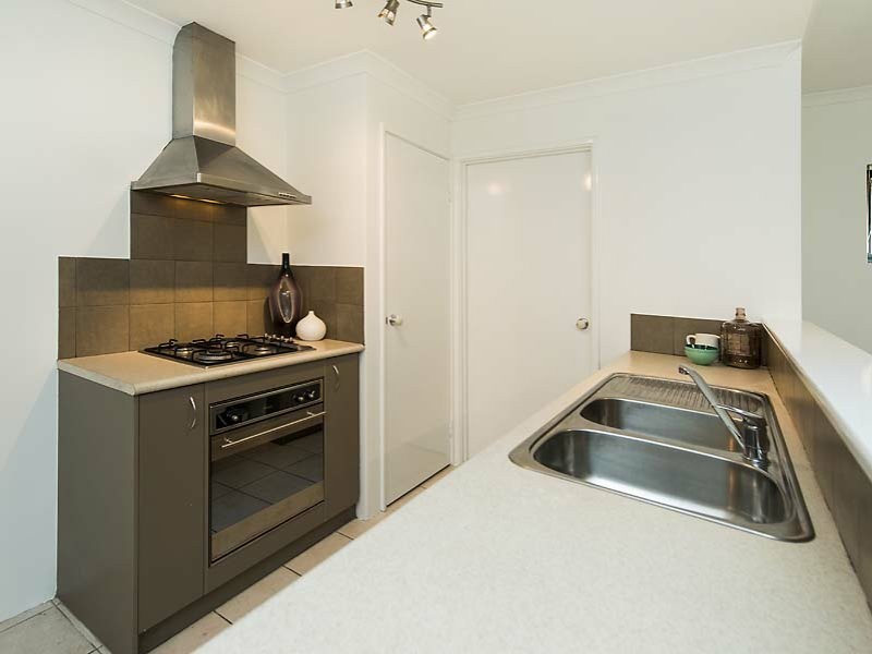 2/111 Beatty Avenue, East Victoria Park WA 6101