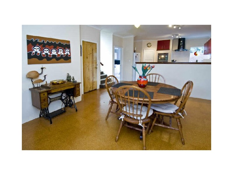 14 Egham Road, Burswood WA 6100