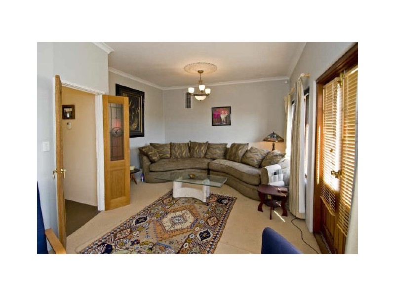 14 Egham Road, Burswood WA 6100