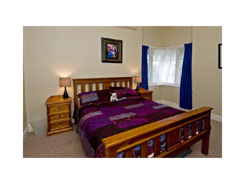 14 Egham Road, Burswood WA 6100