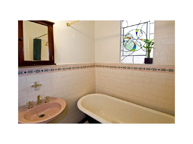 14 Egham Road, Burswood WA 6100