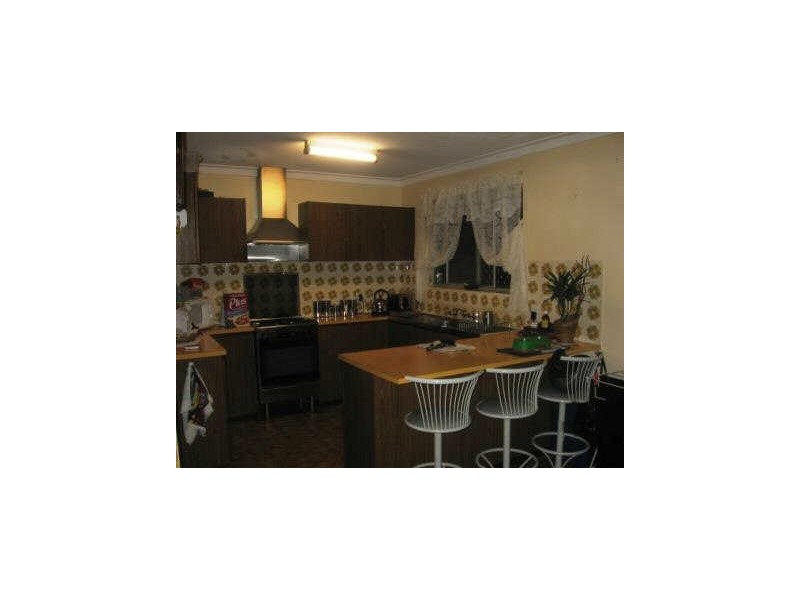 14 Redcliffe Street, East Cannington WA 6107