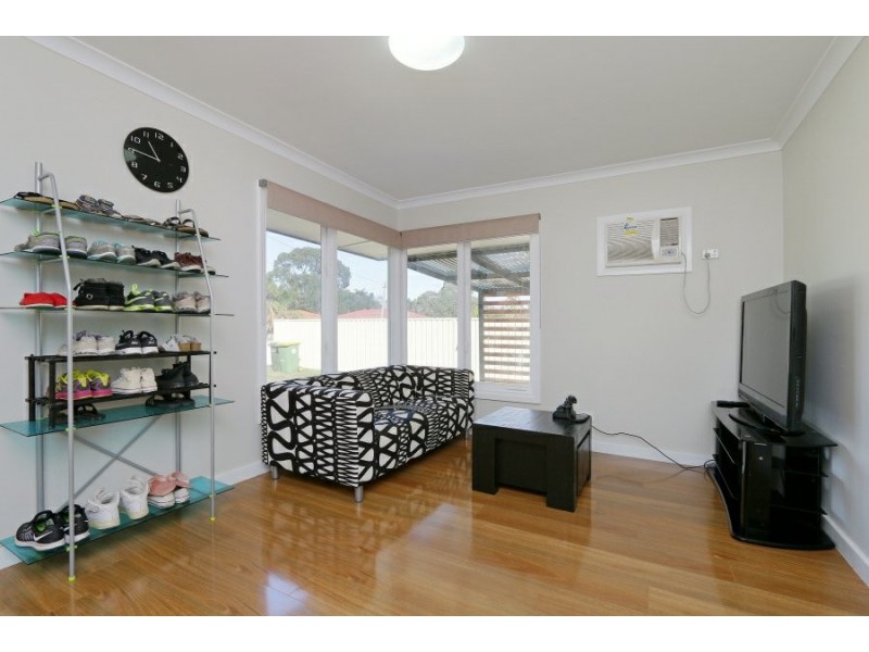 2 Kyogle Place, Armadale WA 6112