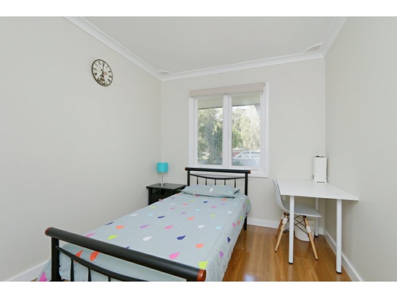 2 Kyogle Place, Armadale WA 6112