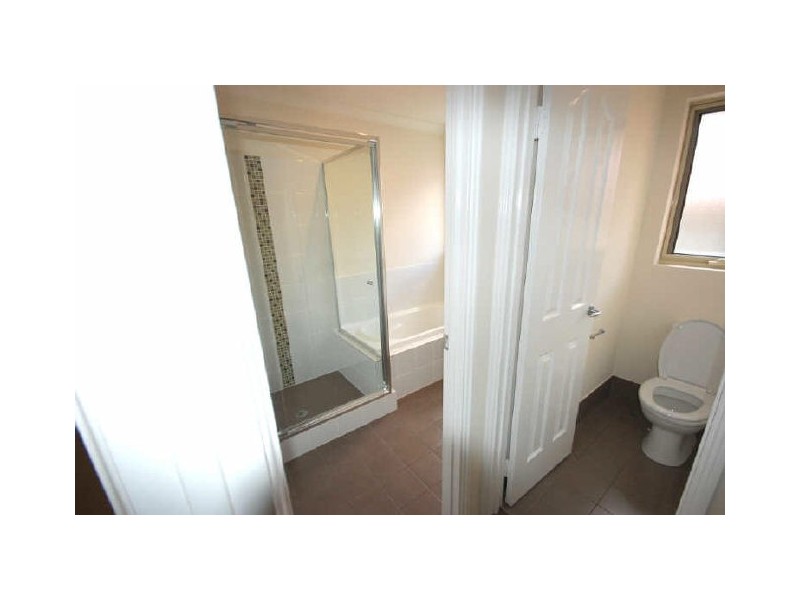 2/8 Forster Avenue, Lathlain WA 6100