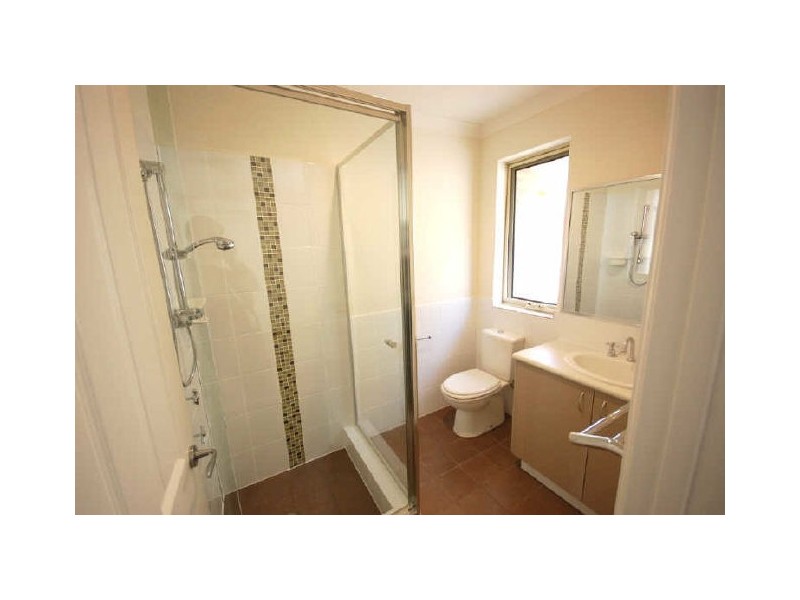 2/8 Forster Avenue, Lathlain WA 6100