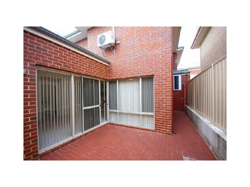 2/8 Forster Avenue, Lathlain WA 6100