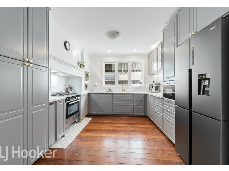 29 Hovia Terrace, Kensington WA 6151