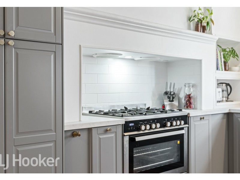 29 Hovia Terrace, Kensington WA 6151