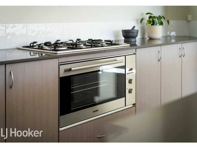 21 Stainsby Turn, Canning Vale WA 6155