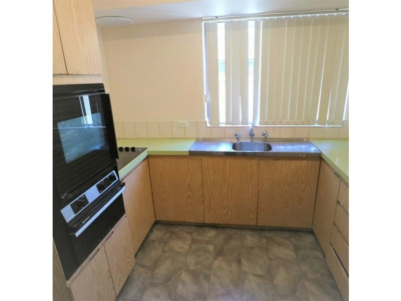 1B Osbourn Place, Kewdale WA 6105