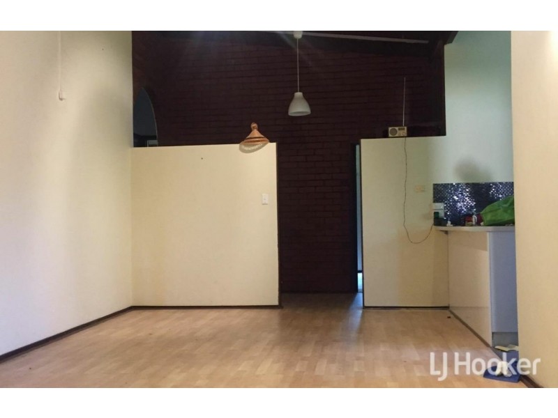 12 Deverell Way, Bentley WA 6102