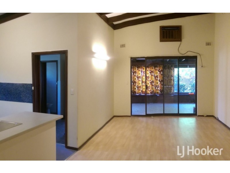 12 Deverell Way, Bentley WA 6102