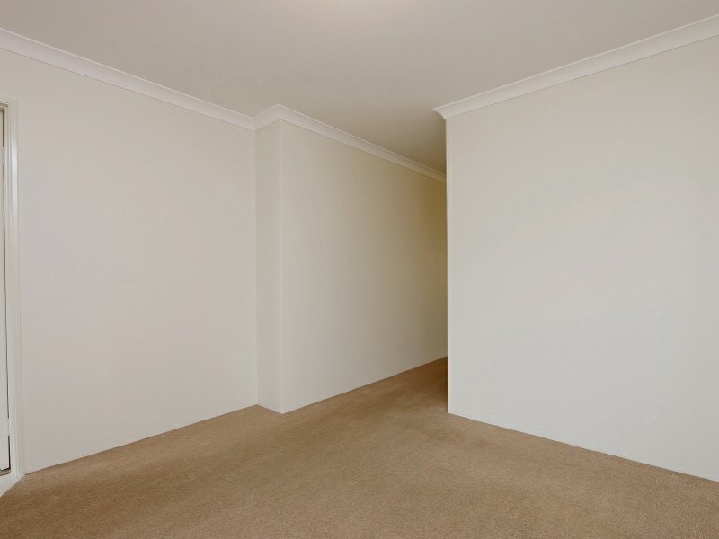 2/14 Crawford Street, Cannington WA 6107