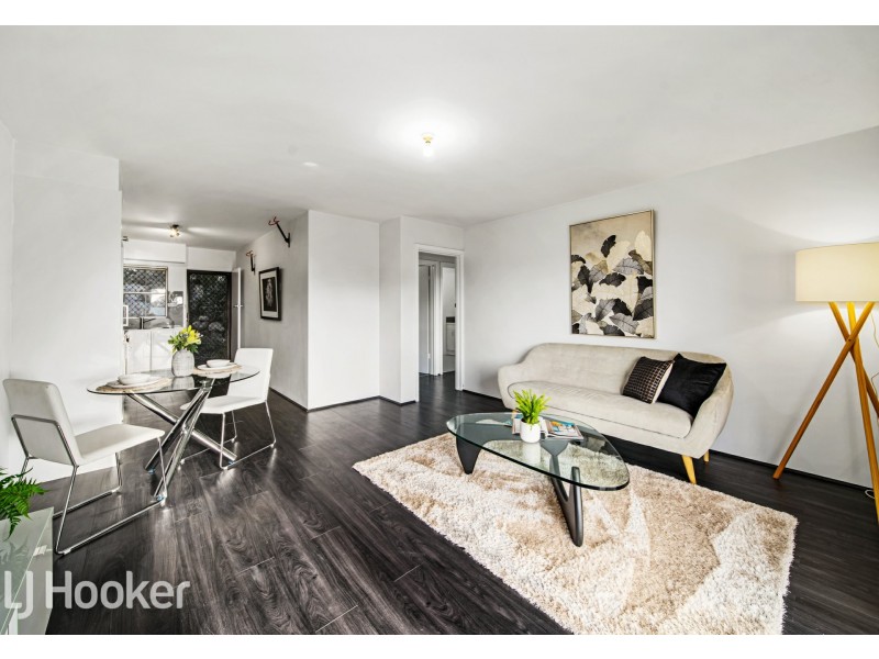 2/17 King George Street, Victoria Park WA 6100