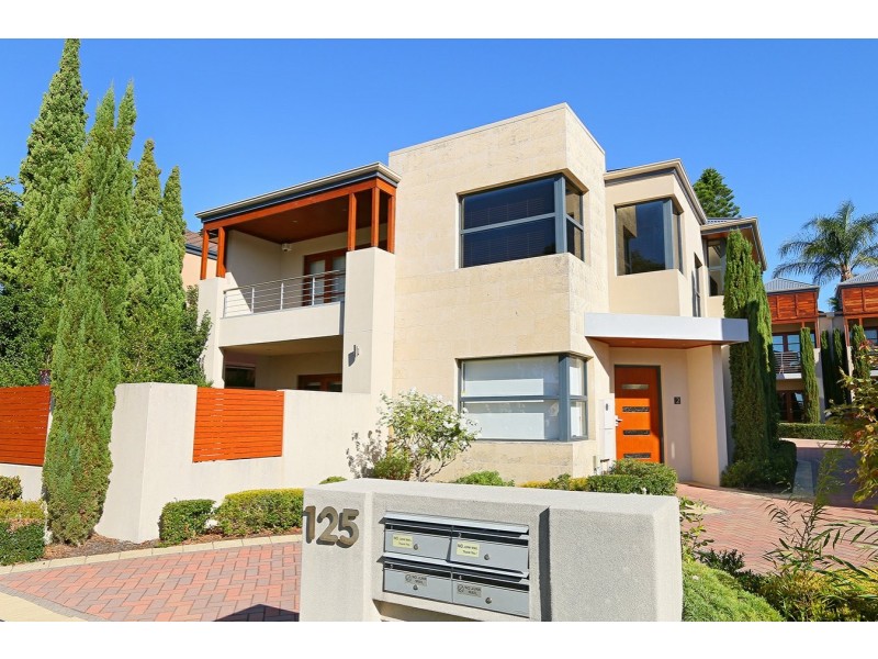 2/125 Hensman Street, South Perth WA 6151