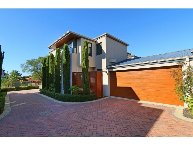 2/125 Hensman Street, South Perth WA 6151