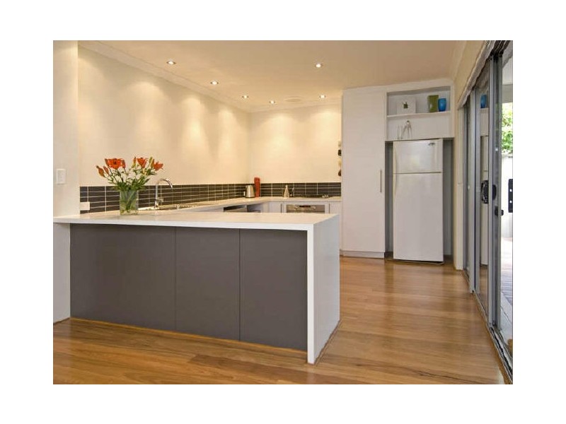 94 Teague Street, Victoria Park WA 6100