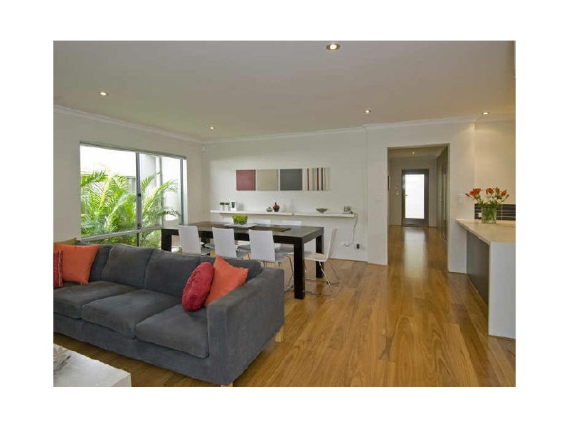 94 Teague Street, Victoria Park WA 6100