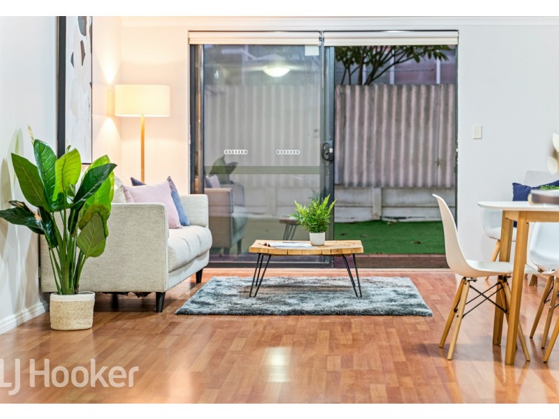 52 Salesian Court, Queens Park WA 6107