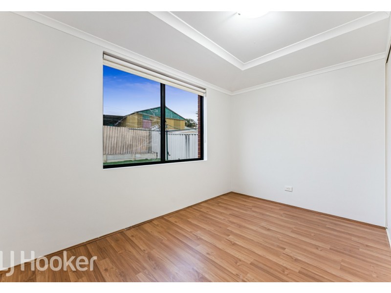 52 Salesian Court, Queens Park WA 6107