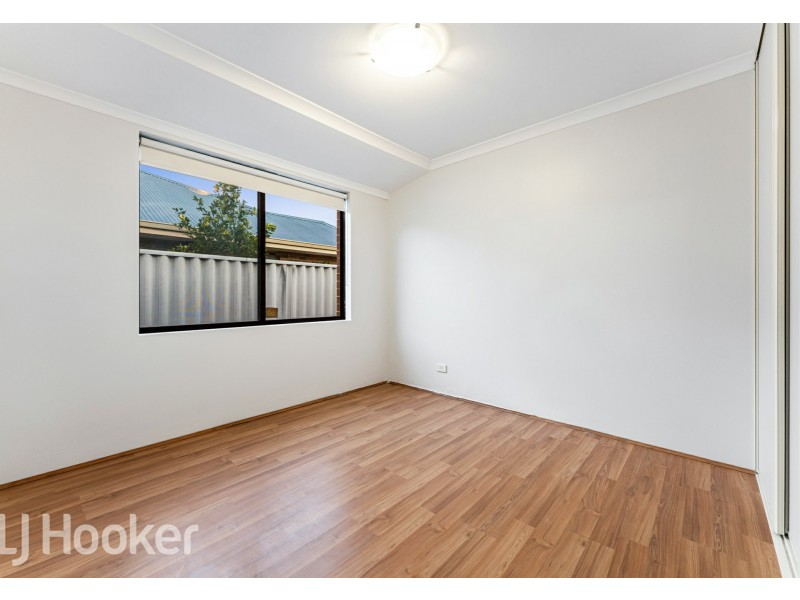 52 Salesian Court, Queens Park WA 6107