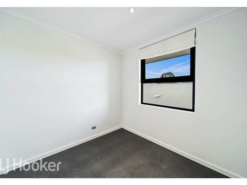 3/6 Oak Street, Cannington WA 6107