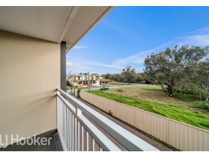3/6 Oak Street, Cannington WA 6107