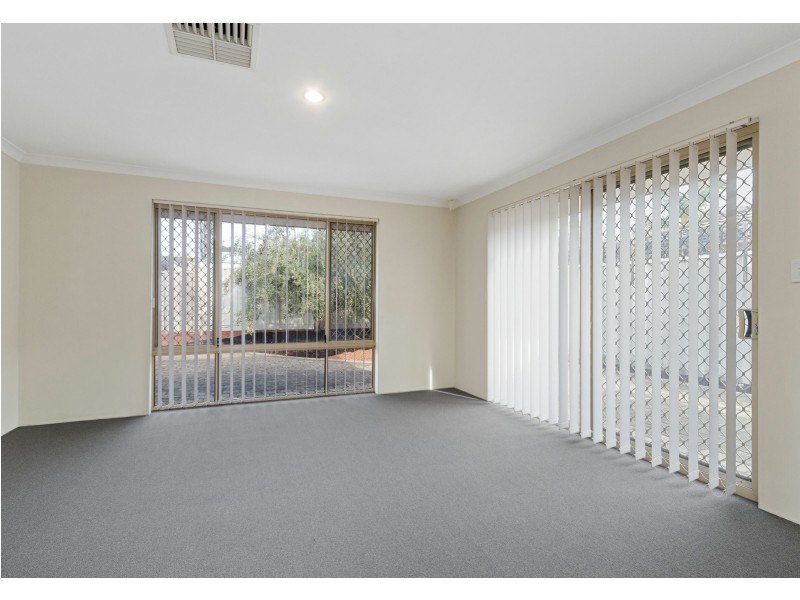 2 Griffin Close, Langford WA 6147