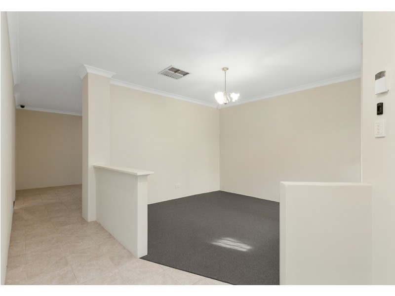 2 Griffin Close, Langford WA 6147