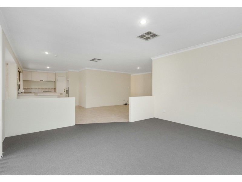 2 Griffin Close, Langford WA 6147