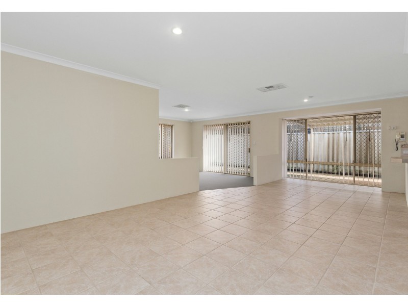 2 Griffin Close, Langford WA 6147