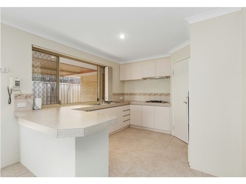 2 Griffin Close, Langford WA 6147