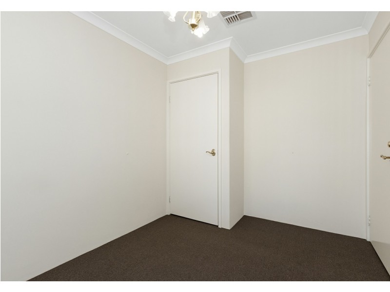 2 Griffin Close, Langford WA 6147