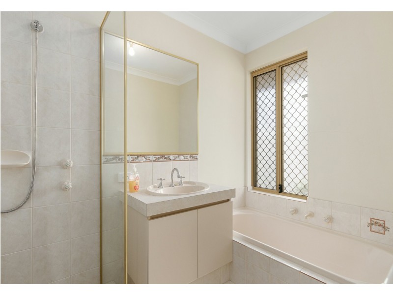 2 Griffin Close, Langford WA 6147