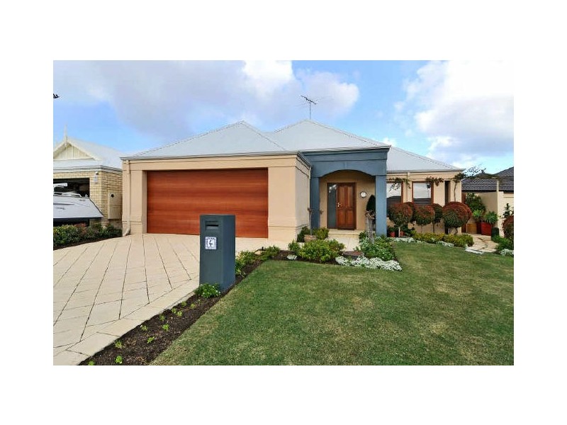 4 Bermuda Place, Halls Head WA 6210