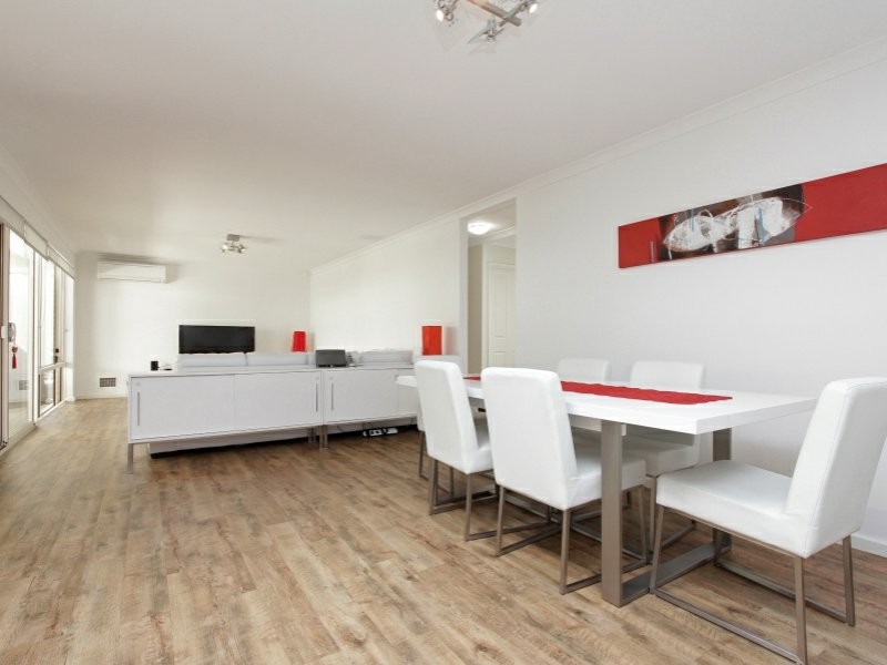 2/35 Langley Road, Bayswater WA 6053