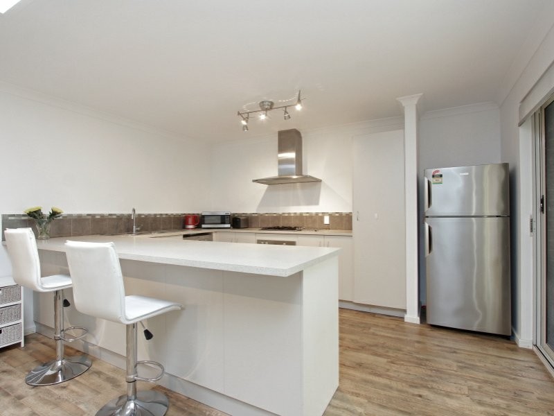 2/35 Langley Road, Bayswater WA 6053