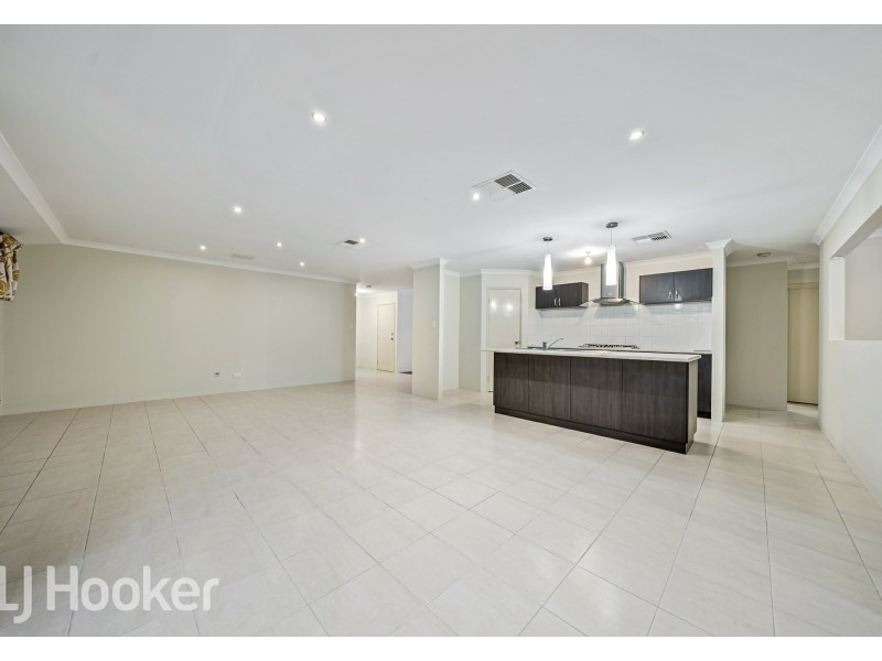 3 Serisier Parkway, Queens Park WA 6107