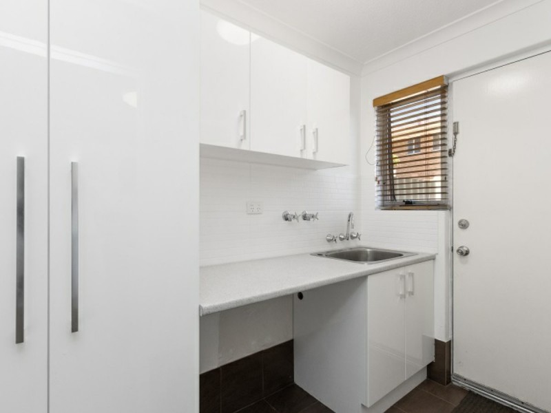 2/1179 Albany Highway, Bentley WA 6102