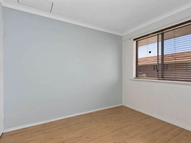 2/1179 Albany Highway, Bentley WA 6102