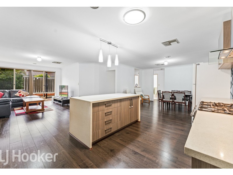 7 Freshwater Drive, Atwell WA 6164