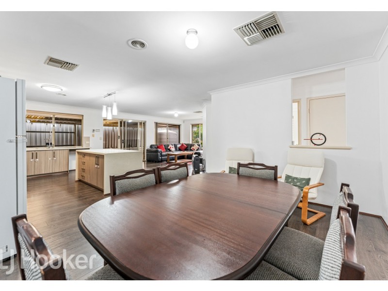 7 Freshwater Drive, Atwell WA 6164