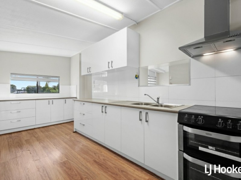 8 Swanley Street, Gosnells WA 6110