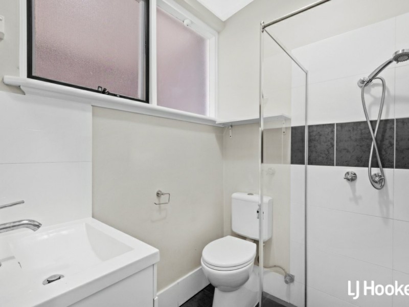 8 Swanley Street, Gosnells WA 6110