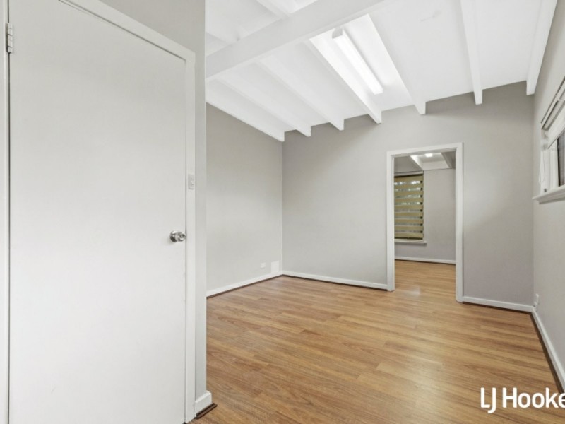 8 Swanley Street, Gosnells WA 6110