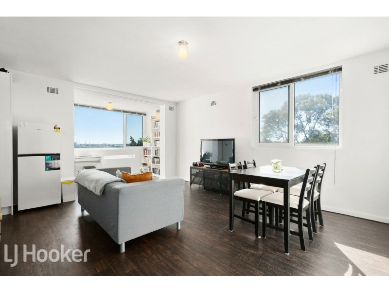 20/45 Leonard Street, Victoria Park WA 6100