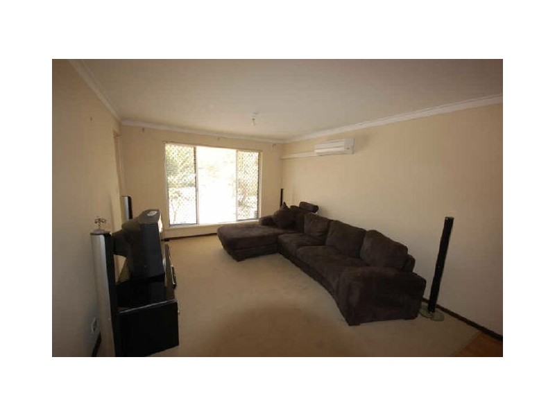 2A Grantham Place, Carlisle WA 6101