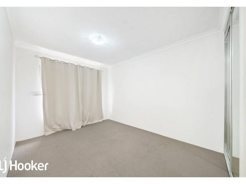 17 Reginald Street, Queens Park WA 6107