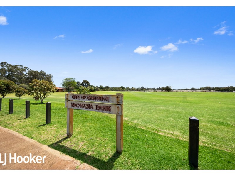 17 Reginald Street, Queens Park WA 6107